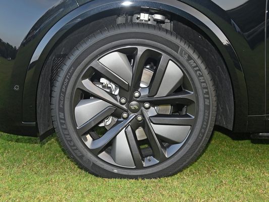 2024 Lixiang Li L9 PRO/Ultra-Elektroauto Ausweiterte Reichweite Fahrzeuge Hybridfahrzeuge Vorreiter Ideal