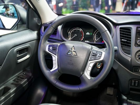 Anpassung Pickup Dieselfahrzeug Mitsubishi L200 2023 2.3t Tanqu Höchstgeschwindigkeit 171 Km/h