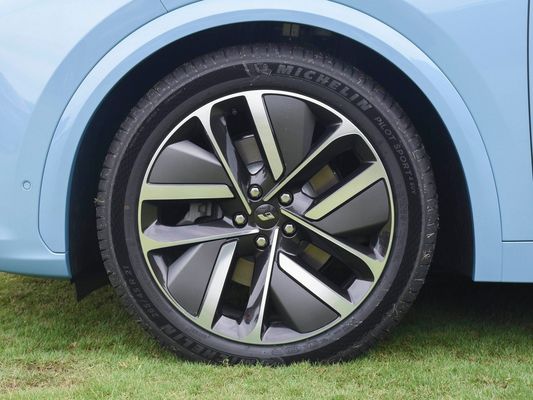 Energiefahrzeug Schwarz 2024 Li/Lixiang L7 Ultra mit 5 Sitzplätzen und Hybrid-Elektromotoren