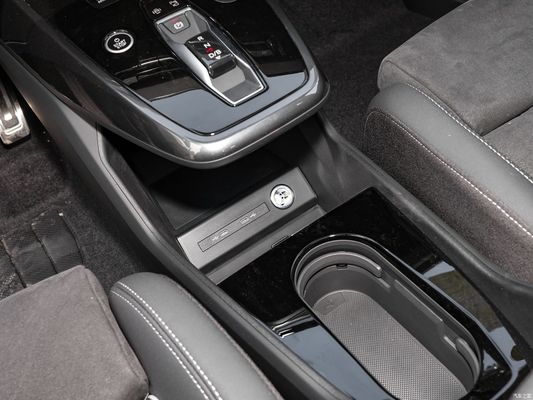 2023 Audi Q4 50 E-Tron Quattro Innovation Edition SUV EV mit Hubraum 1600-2500cc