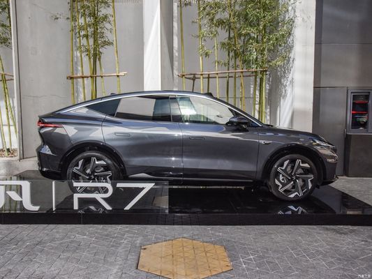 Elektrofahrzeug EV Rising Auto R7 2023 Flaggschiff Höchstgeschwindigkeit Km/h 200