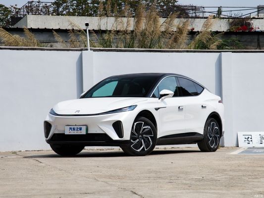 Rising Auto R7 Screen Master PRO 2023 Elektrofahrzeug EV mit 5 Sitzplätzen und Langstrecken