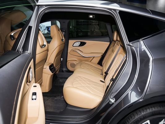 Rising Auto R7 2023 RWD Screen Master Elektrofahrzeug mit rein elektrischer Energie
