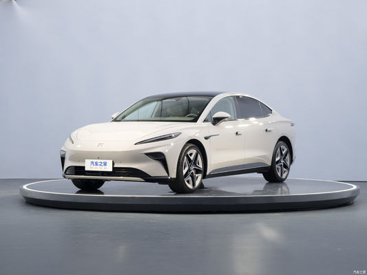 Elektrofahrzeug EV Hatchback Rising Auto F7 2023 Langstrecken-Pro-Auto mit und 5 Sitzplätzen