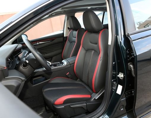 Benzin Aeolus Yixuan Max 2024 Luxus Edition Limousine mit Features und Luxus Design