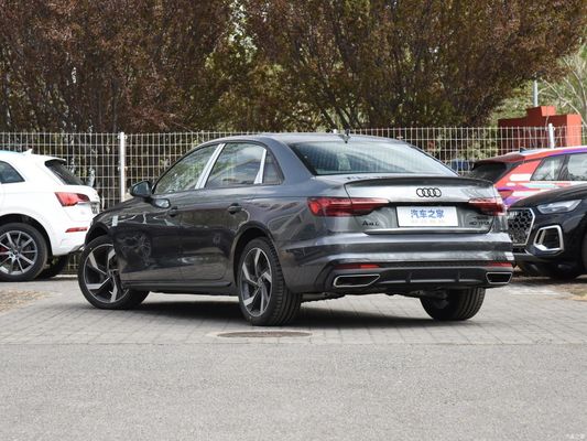 Benzinwagen Audi A4l 2023 40tfsi mit automatischem Getriebe und 4858*1847*1439 Größe