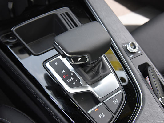 Benzinwagen Audi A4l 2023 40tfsi mit automatischem Getriebe und 4858*1847*1439 Größe
