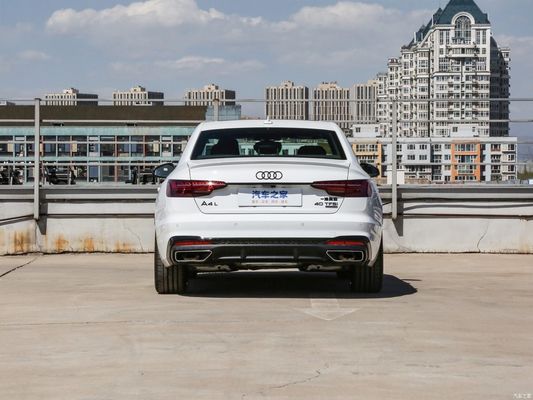 58-Liter-Öltank Höchstgeschwindigkeit 230km/h Audi A4l 2023 40tfsi Quattro Luxury Dynamic Version