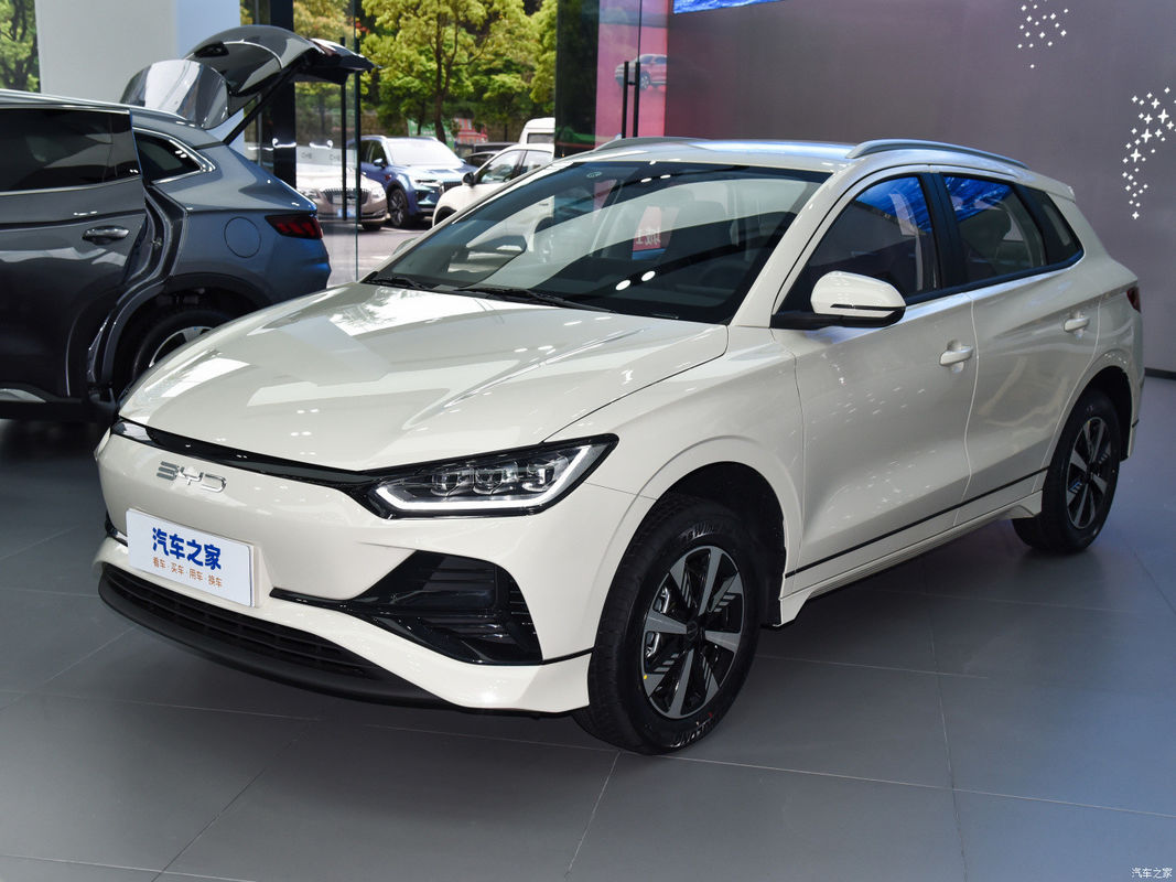 EV-Autos 2024 Byd E2 Lux Edition Weiß mit Rückenarm Torsionsstrahl Heckfederform