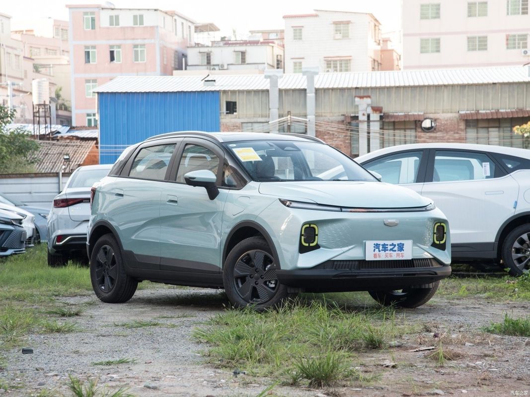 Geely Geometry E 2023 320KM Happy Tiger 5-Sitzer Elektrofahrzeug SUV für den Nutzen