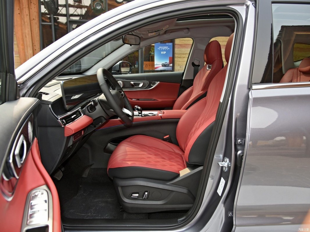 Chery Tiggo 7 Plus 1,5 t CVT Dignity Benzinwagen Platz 1000-1600CC und verkaufen