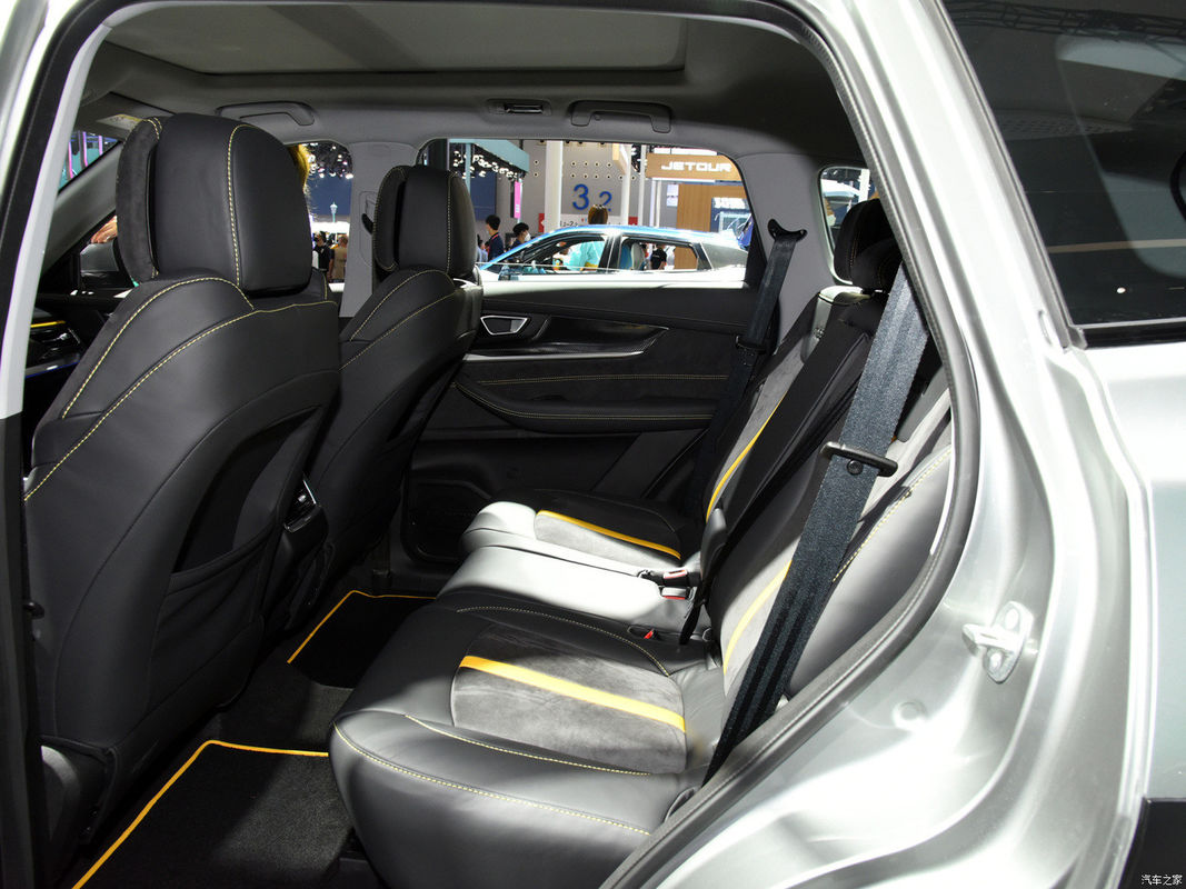 Bewegung 2022 Chery Tiggo8 1.5 TCI DCT Linkslenken 5-Sitzer Benzinfahrzeug