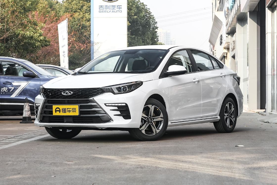 2021 Chery Arrizo 5 Plus Little Ai 1.5L CVT Typ Plus 5 Sitze 4358x1830x1670 auf dem Markt