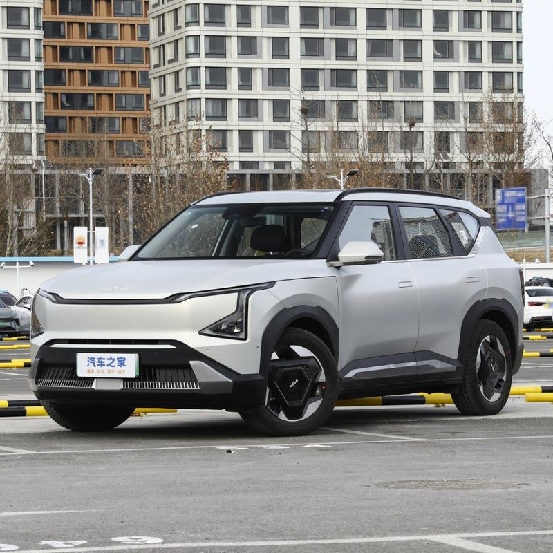 KIA EV5 530 Light Air Land SUV Elektroauto mit Linkslenkung und 64,2Kwh Batterie