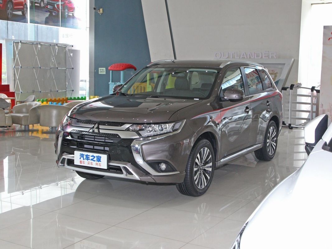 2021 Outlander Fwd SUV Drive Version Limousine mit Hubraum 1600-2500CC und Hot Deals