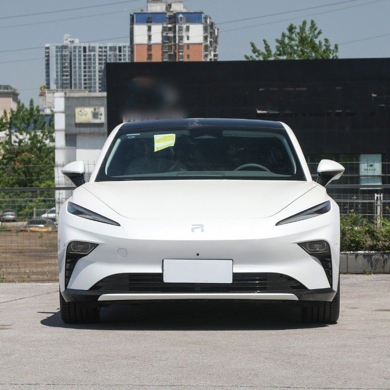 5 Sitzplätze Langstrecken-Elektrofahrzeug Auto Rising Auto F7 2023 mit ternärer Lithiumbatterie