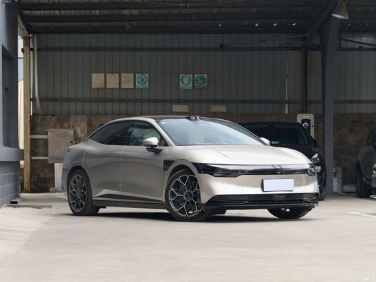 Pure Electric 2024 Car Zeekr007 Limousine 4WD 75kwh 100wkwh Batterie Höchstgeschwindigkeit 210 Km/h EV